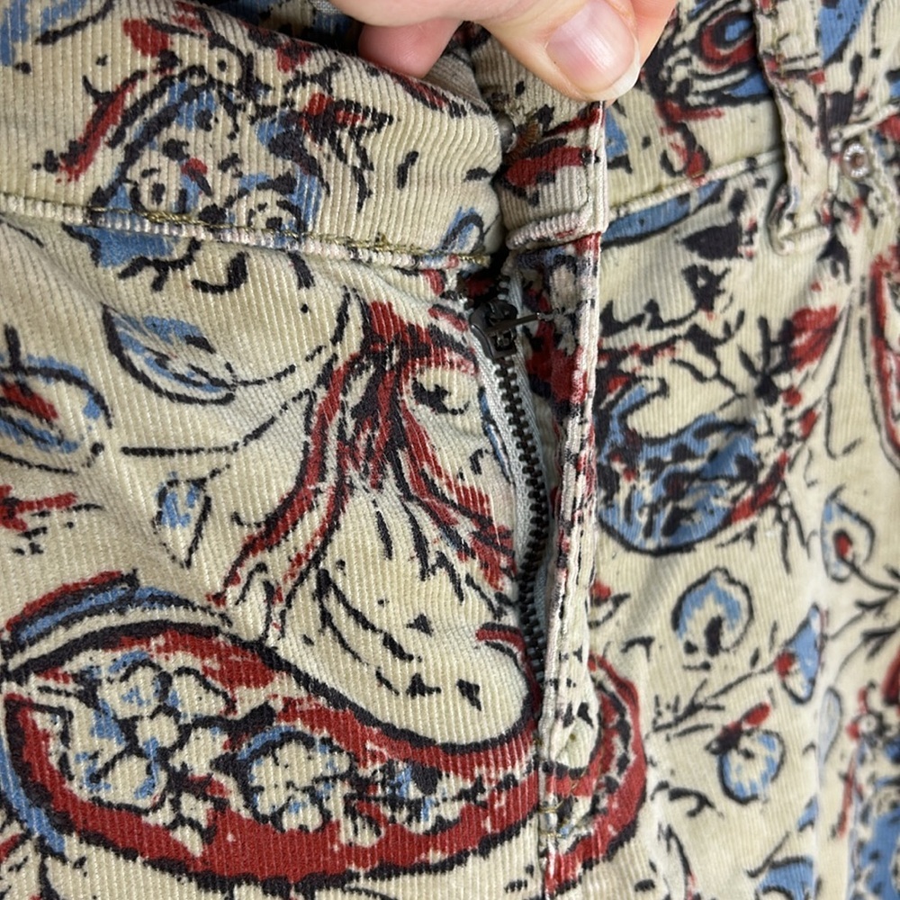 FREE PEOPLE New Delhi Border Paisley Print Flare Corduroy Jeans Size 28 - Picture 9 of 16